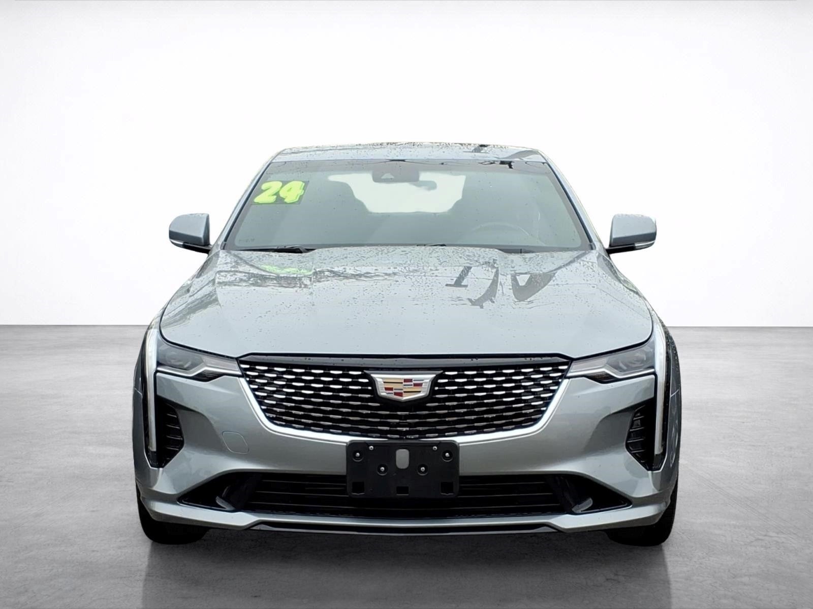 2024 Cadillac CT4 Luxury