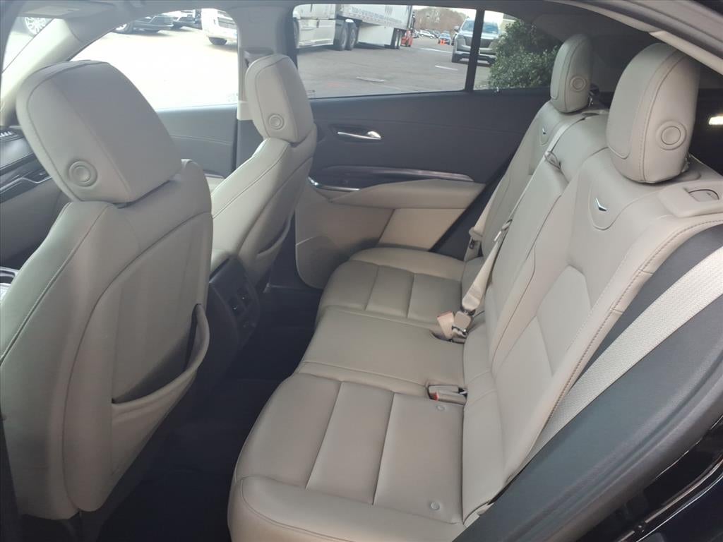 2023 Cadillac XT4 Luxury