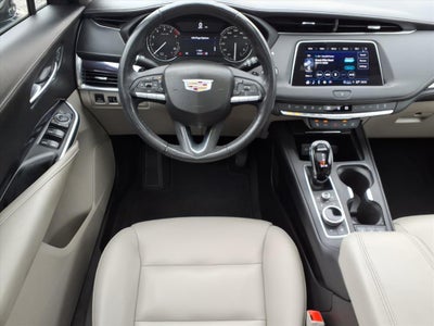 2022 Cadillac XT4 Luxury