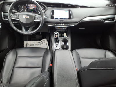 2023 Cadillac XT4 Premium Luxury