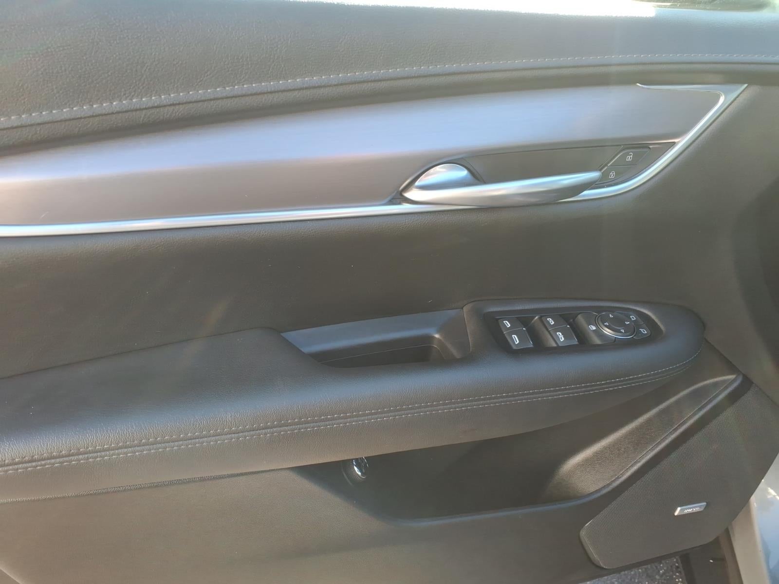 2023 Cadillac XT5 Luxury