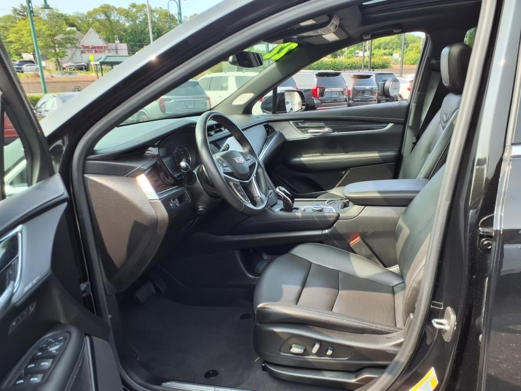 2022 Cadillac XT5 Premium Luxury