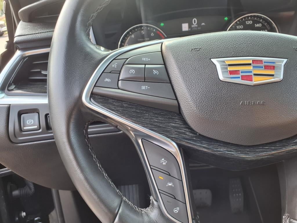 2022 Cadillac XT5 Premium Luxury