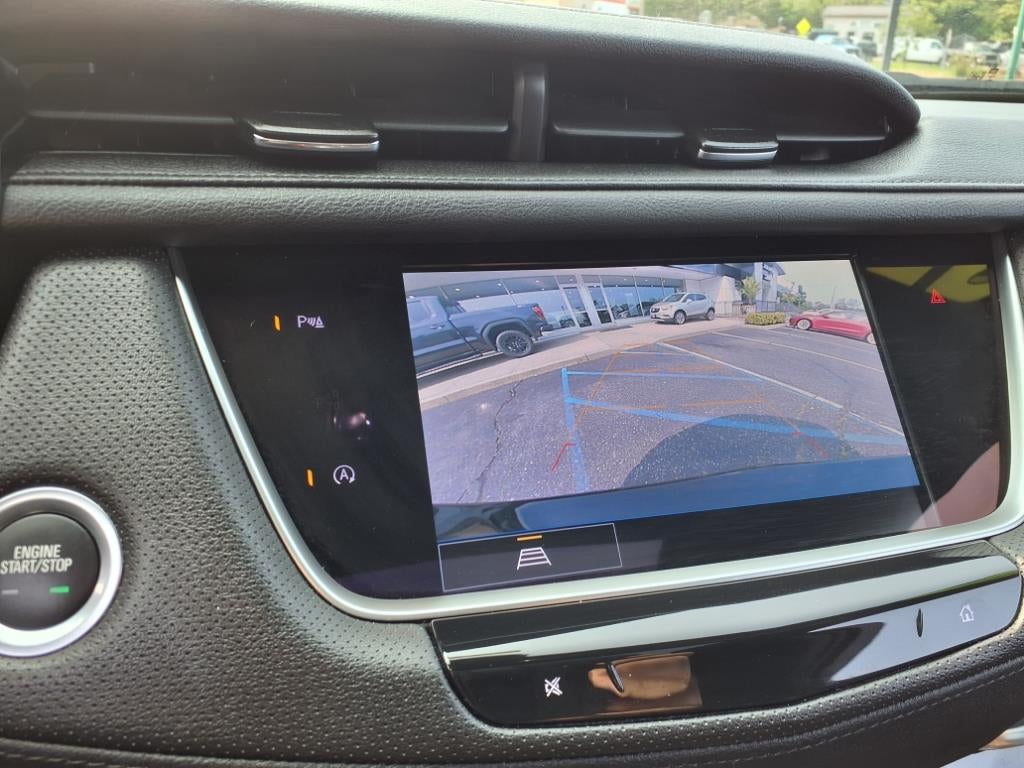 2022 Cadillac XT5 Premium Luxury