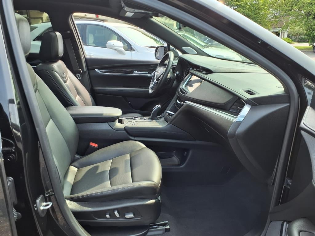 2022 Cadillac XT5 Premium Luxury