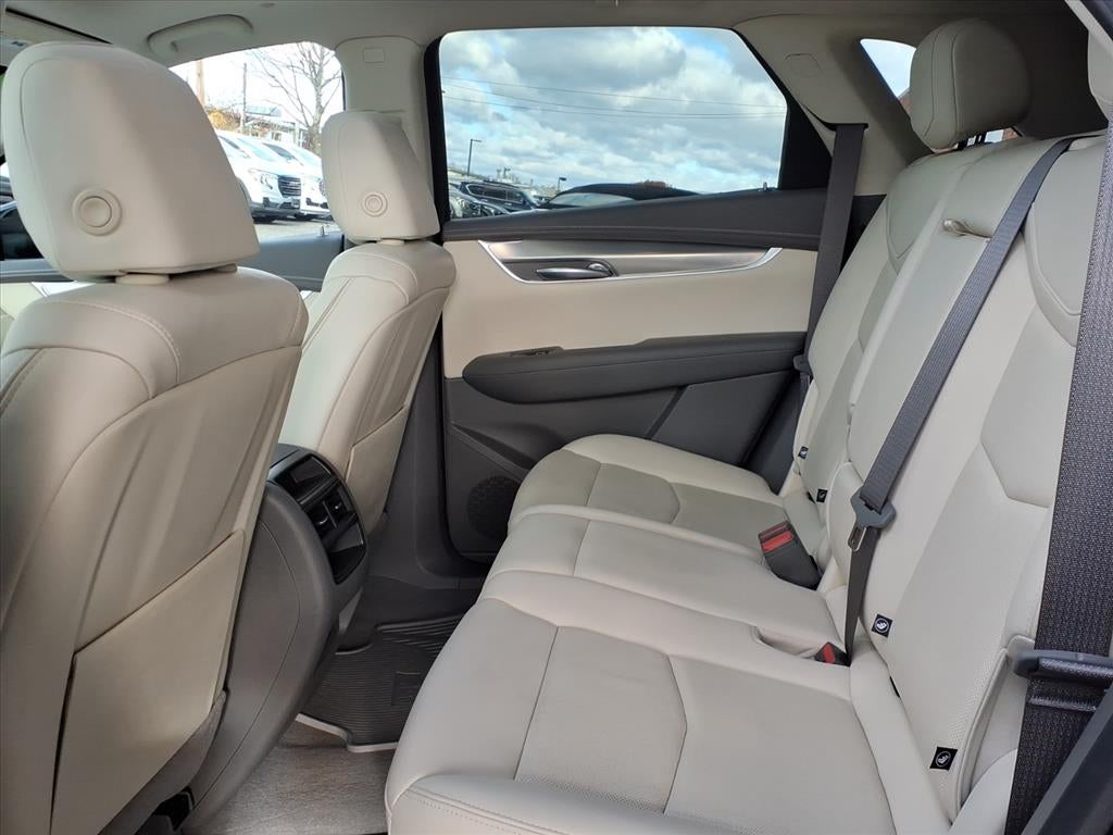 2022 Cadillac XT5 Premium Luxury