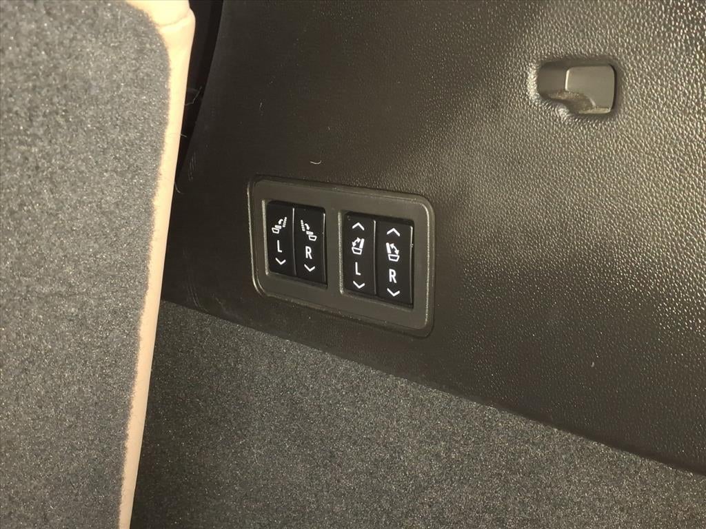 2023 Cadillac XT6 Sport