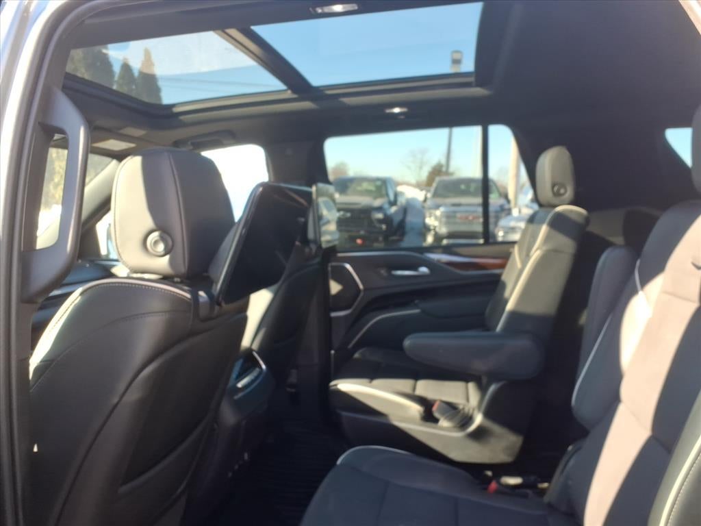 2023 Cadillac Escalade Premium Luxury