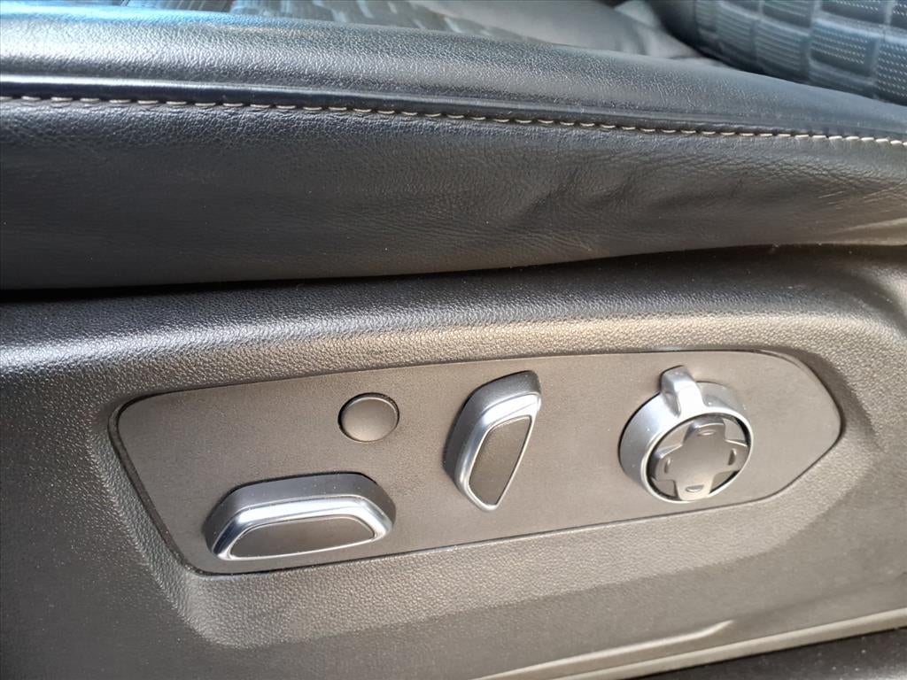 2023 Cadillac Escalade Premium Luxury Platinum