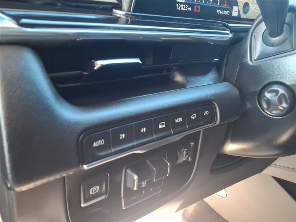 2024 Cadillac Escalade Sport