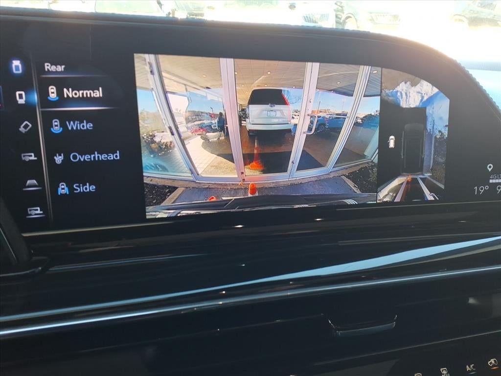 2024 Cadillac Escalade Sport