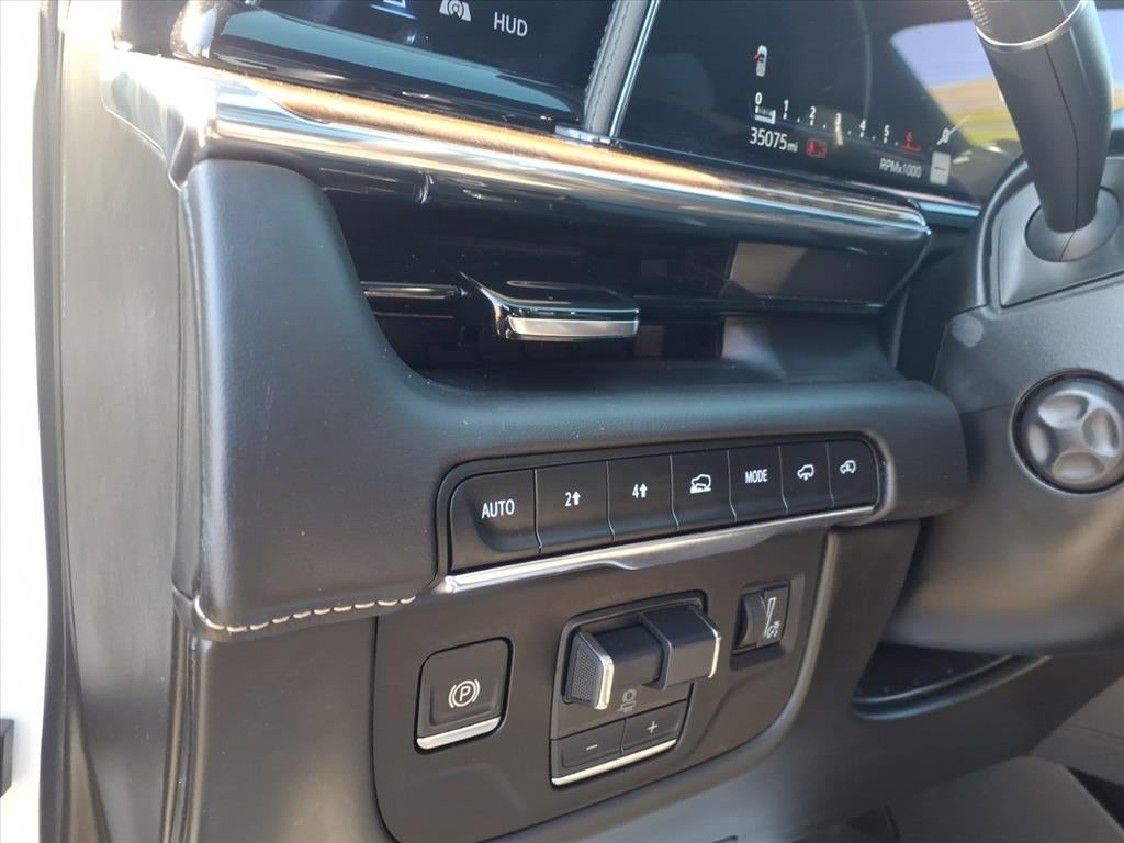 2024 Cadillac Escalade Sport Platinum