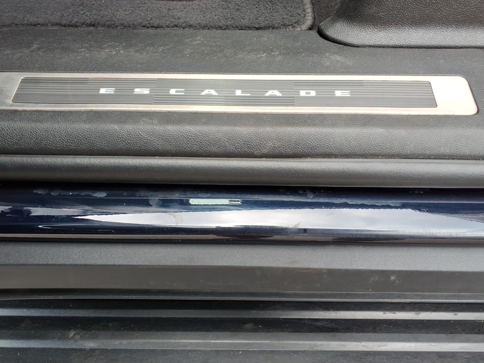 2023 Cadillac Escalade ESV Premium Luxury Platinum