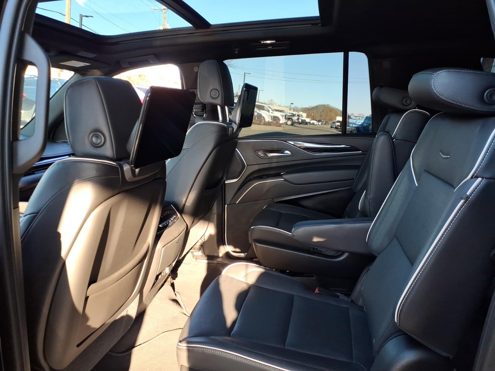 2021 Cadillac Escalade ESV Sport