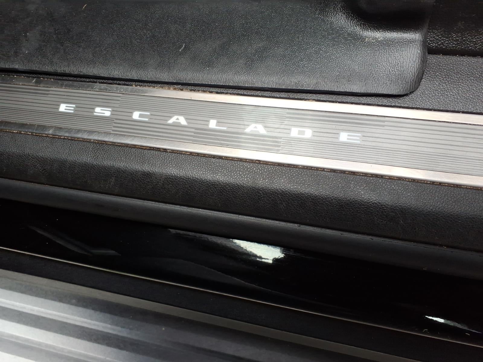 2023 Cadillac Escalade ESV 4WD Sport