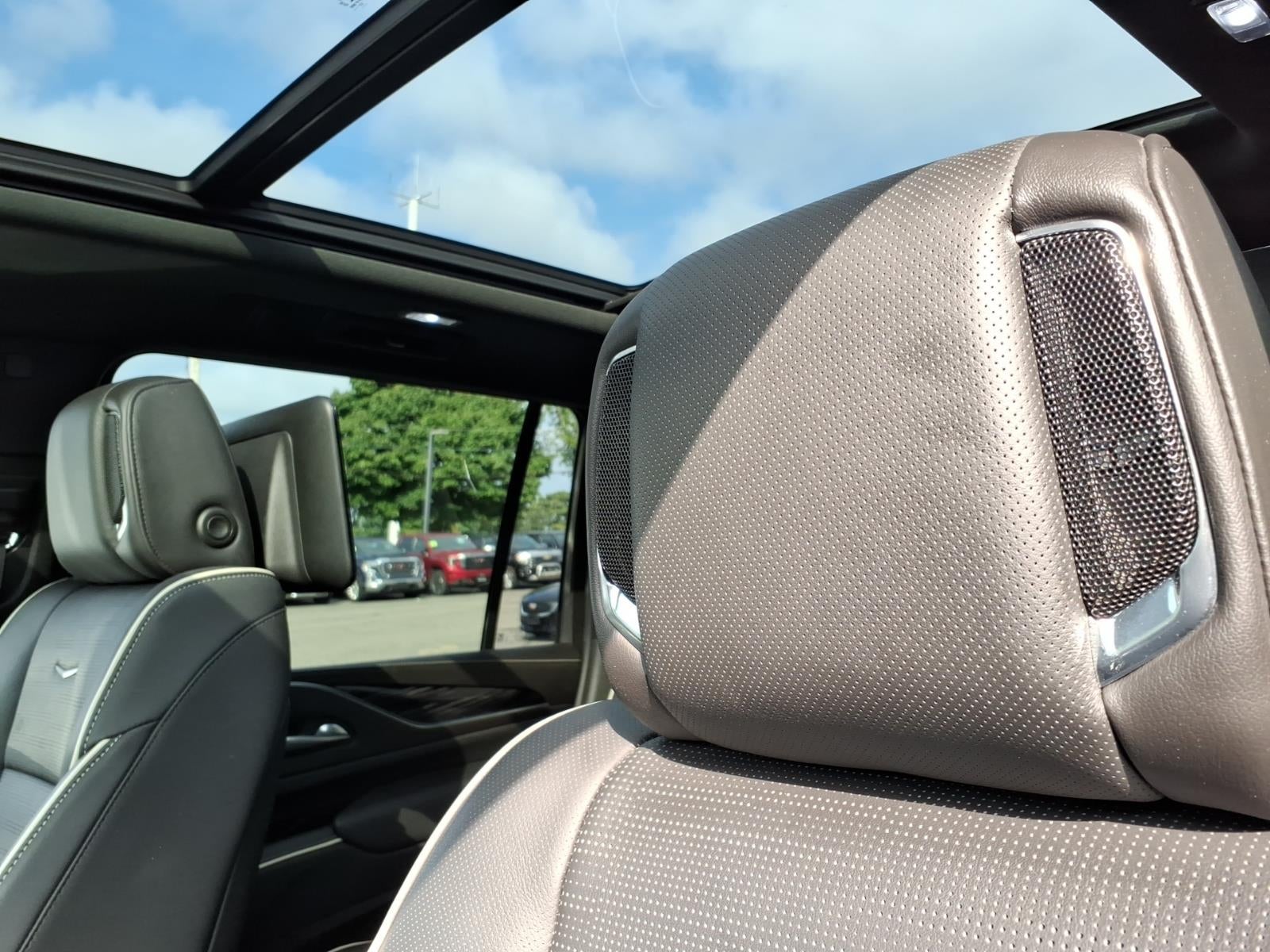 2023 Cadillac Escalade ESV 4WD Sport