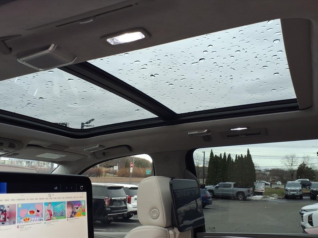 2023 Cadillac Escalade ESV Sport Platinum