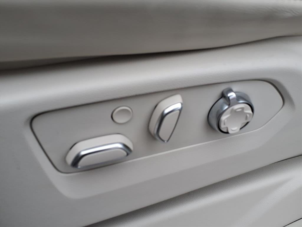 2023 Cadillac Escalade ESV Sport Platinum