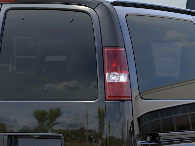 2026 GMC Savana Passenger LT