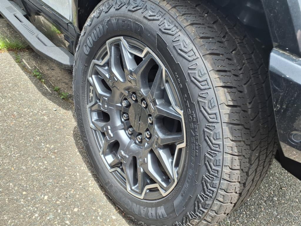 2024 GMC HUMMER EV SUV 3X