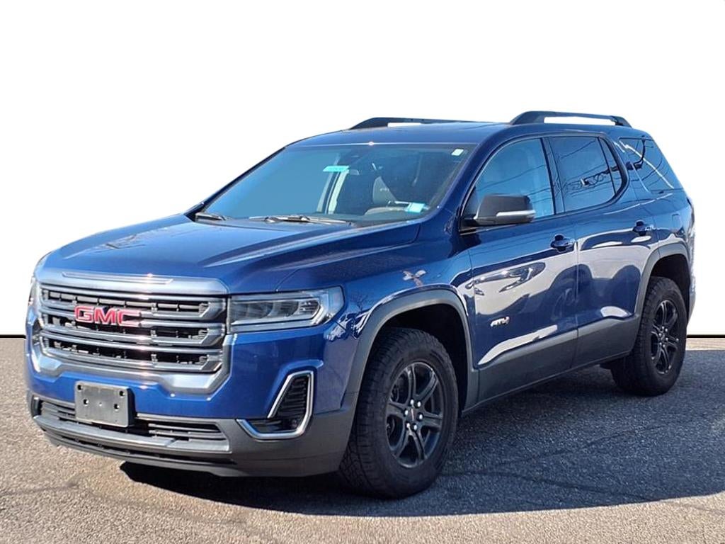 2023 GMC Acadia AT4