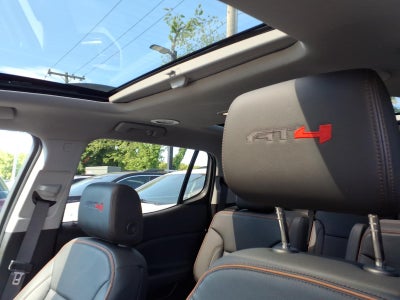 2023 GMC Acadia AT4