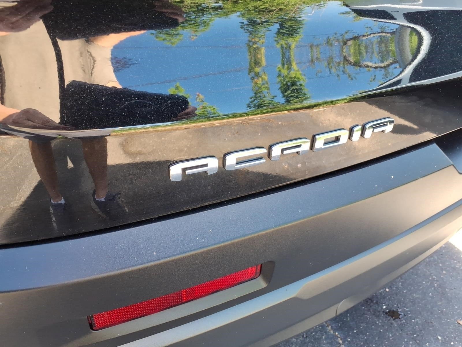 2023 GMC Acadia AT4