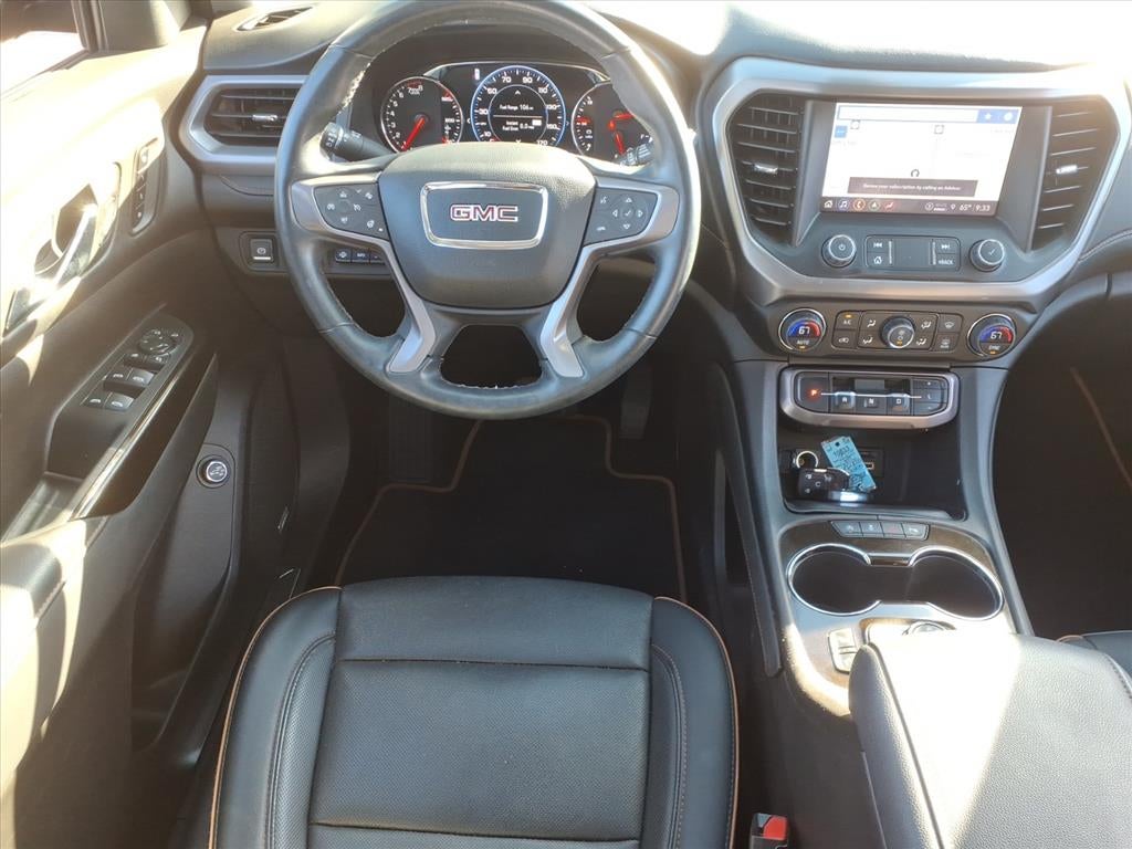 2023 GMC Acadia AT4