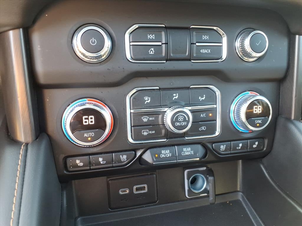2022 GMC Yukon AT4