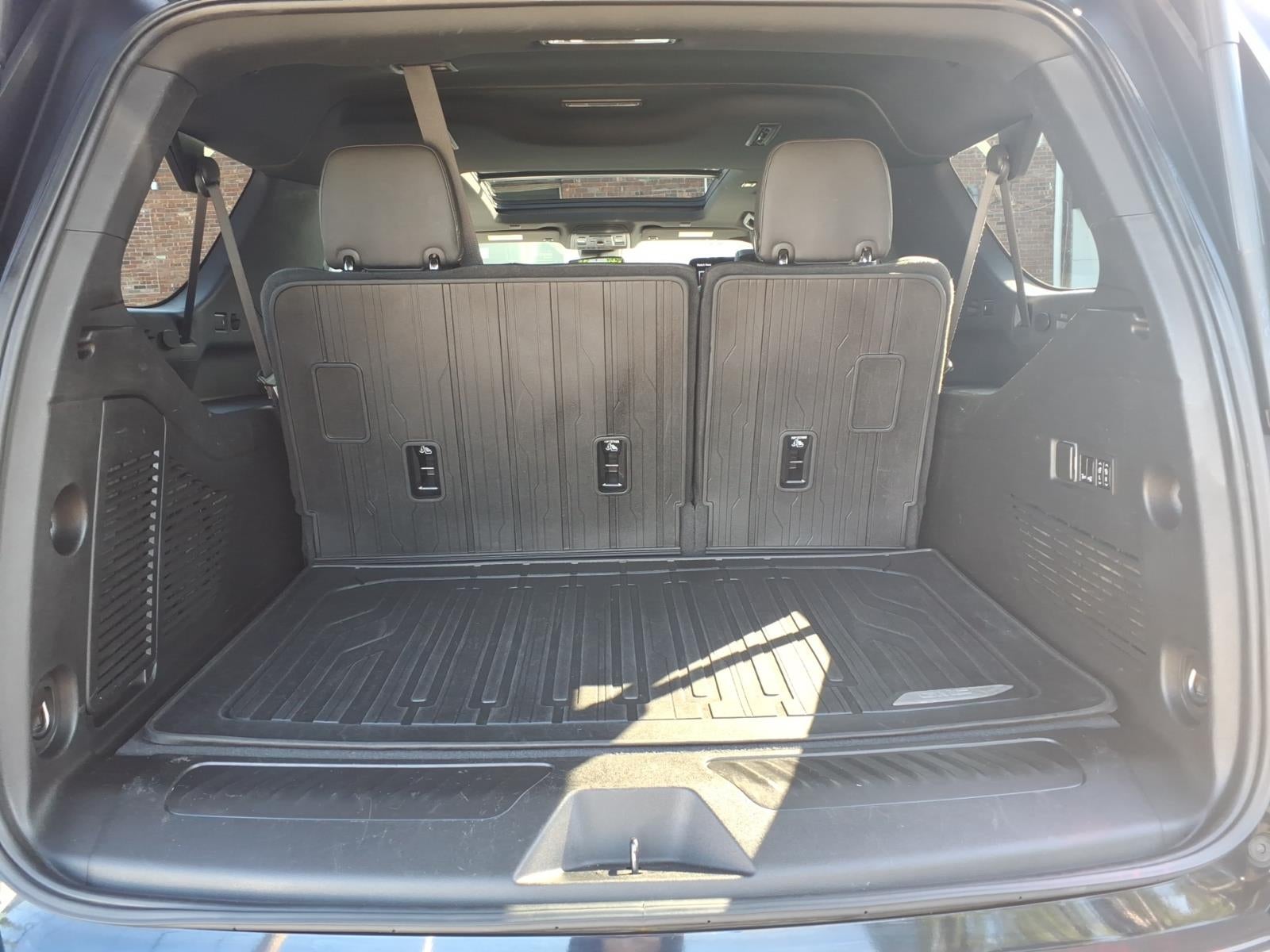 2024 GMC Yukon XL SLT
