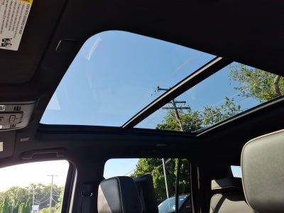 2024 GMC Yukon XL SLT