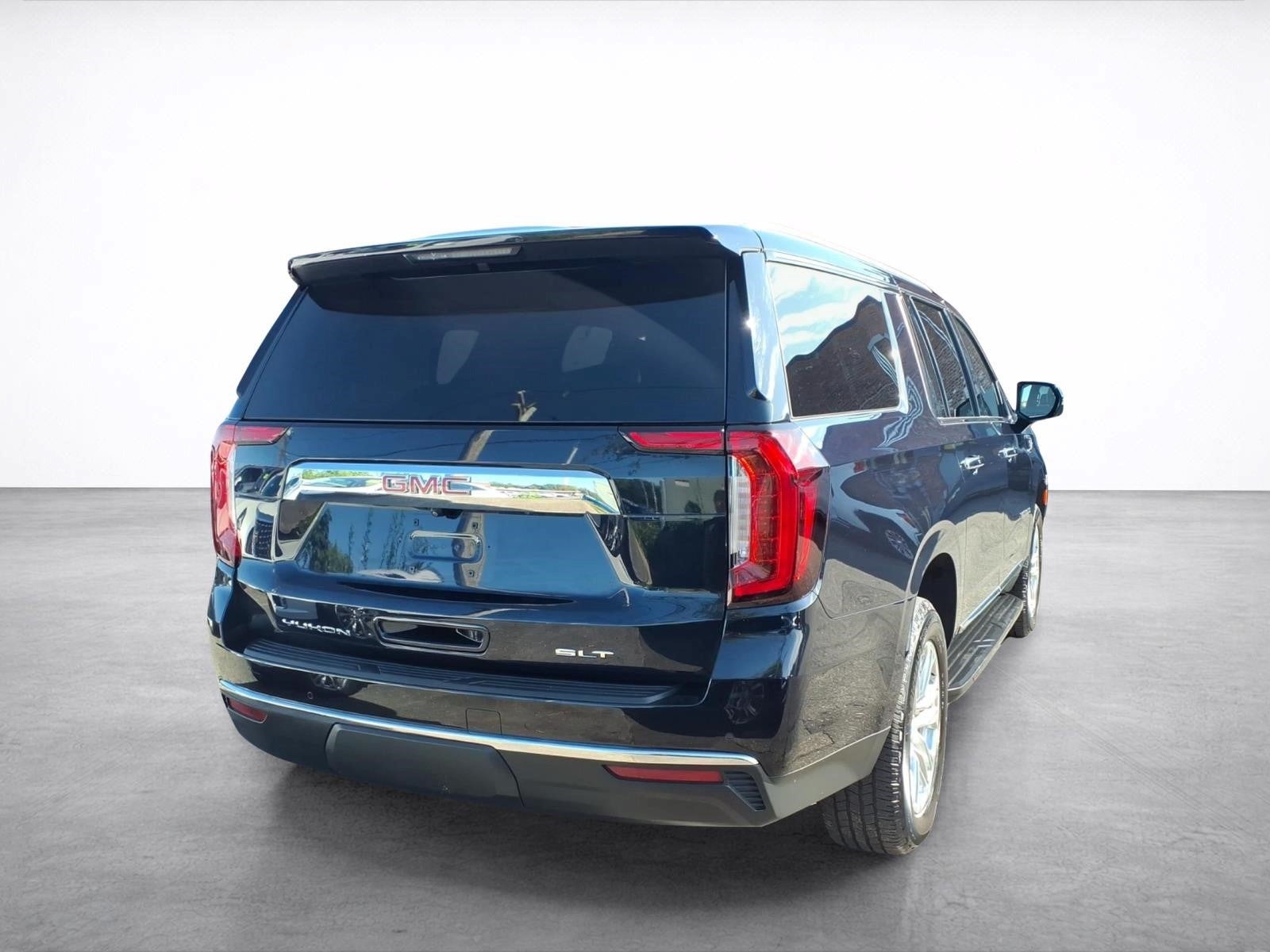 2024 GMC Yukon XL SLT