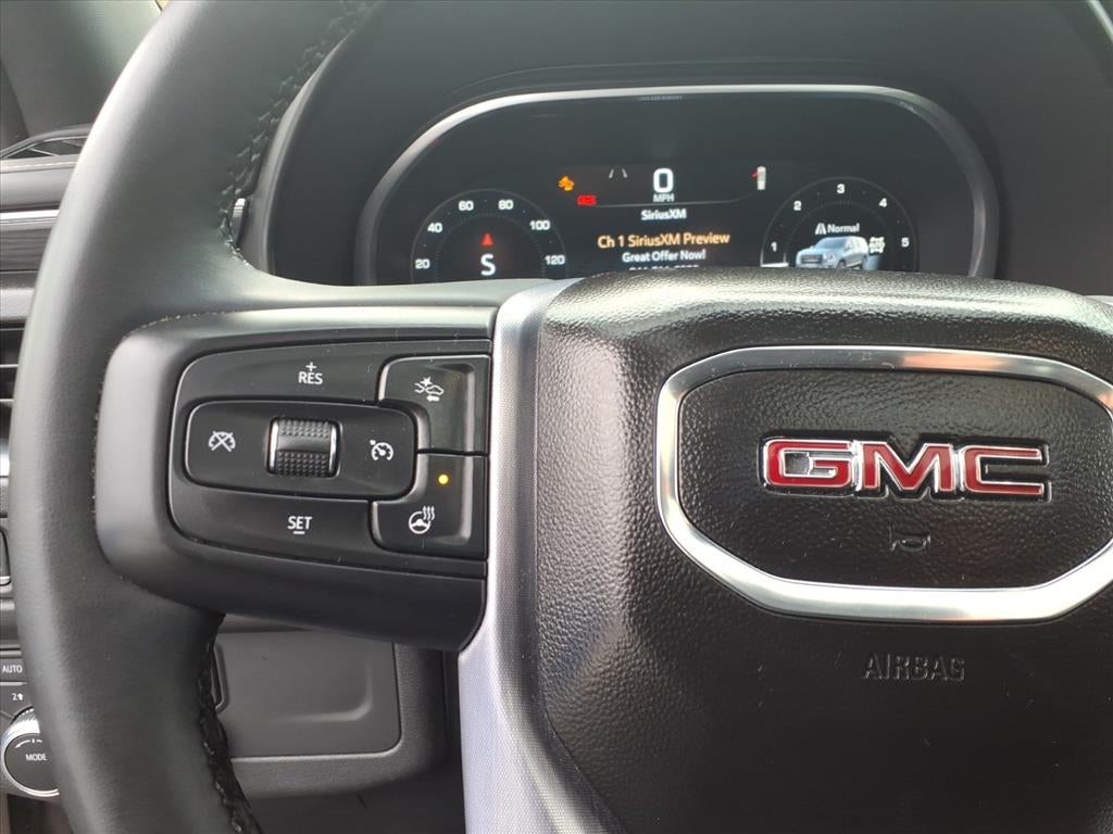 2023 GMC Yukon XL SLT