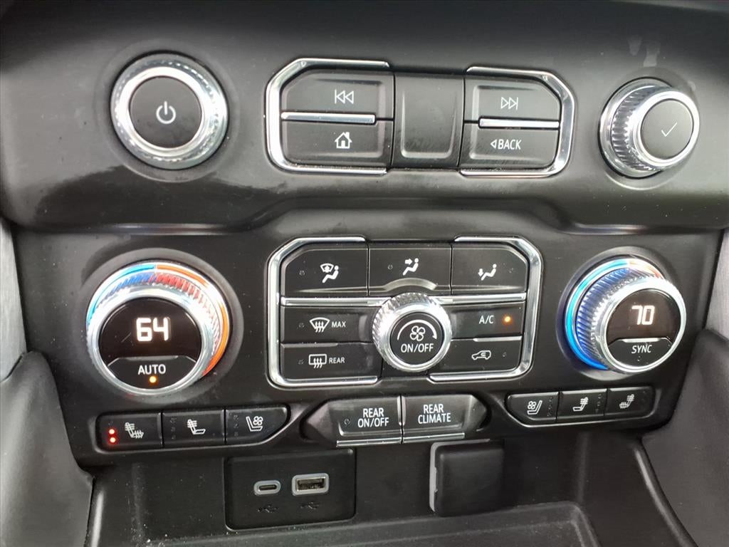 2023 GMC Yukon XL SLT