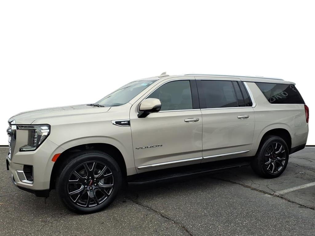 2023 GMC Yukon XL SLT