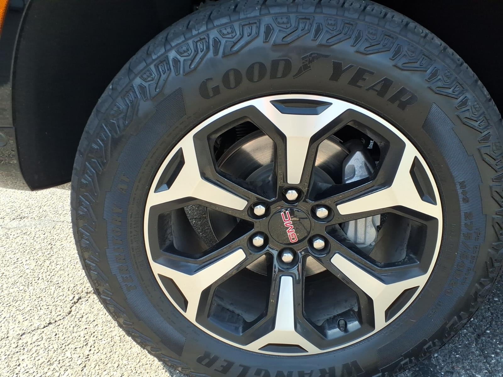 2025 GMC Yukon XL AT4