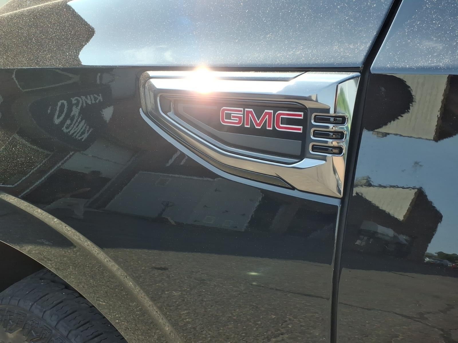 2025 GMC Yukon XL AT4
