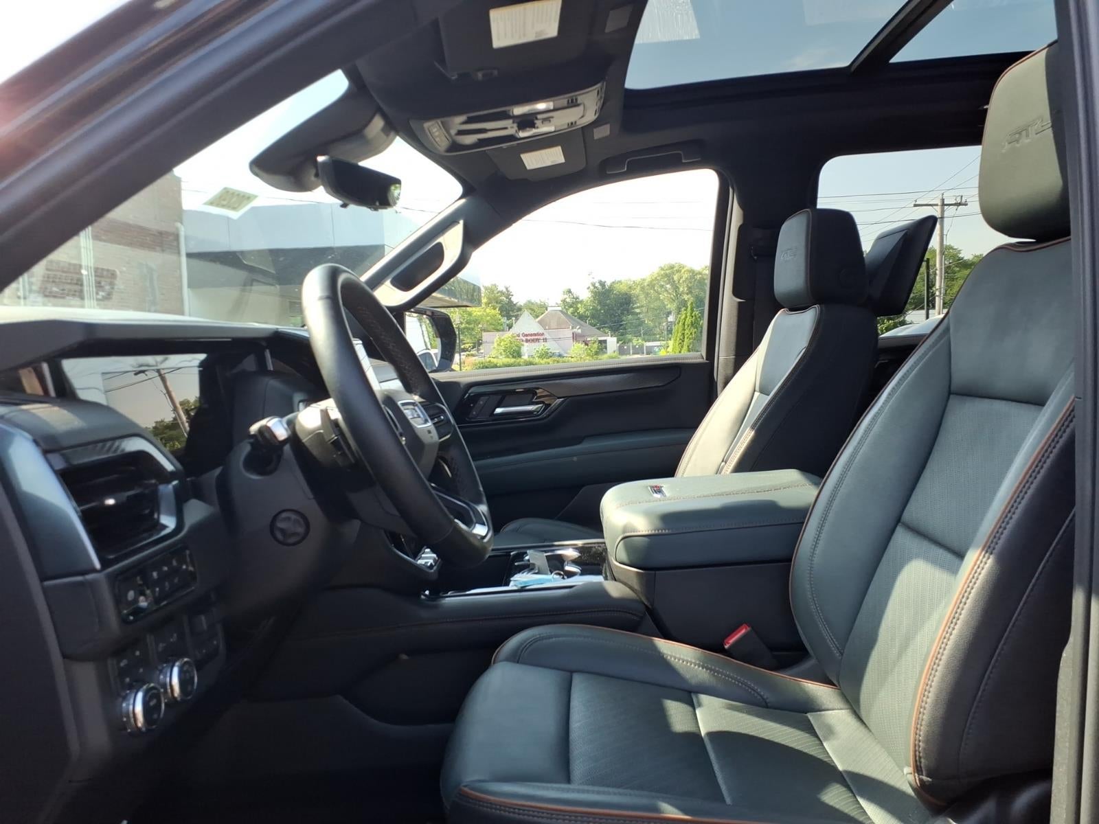 2025 GMC Yukon XL AT4