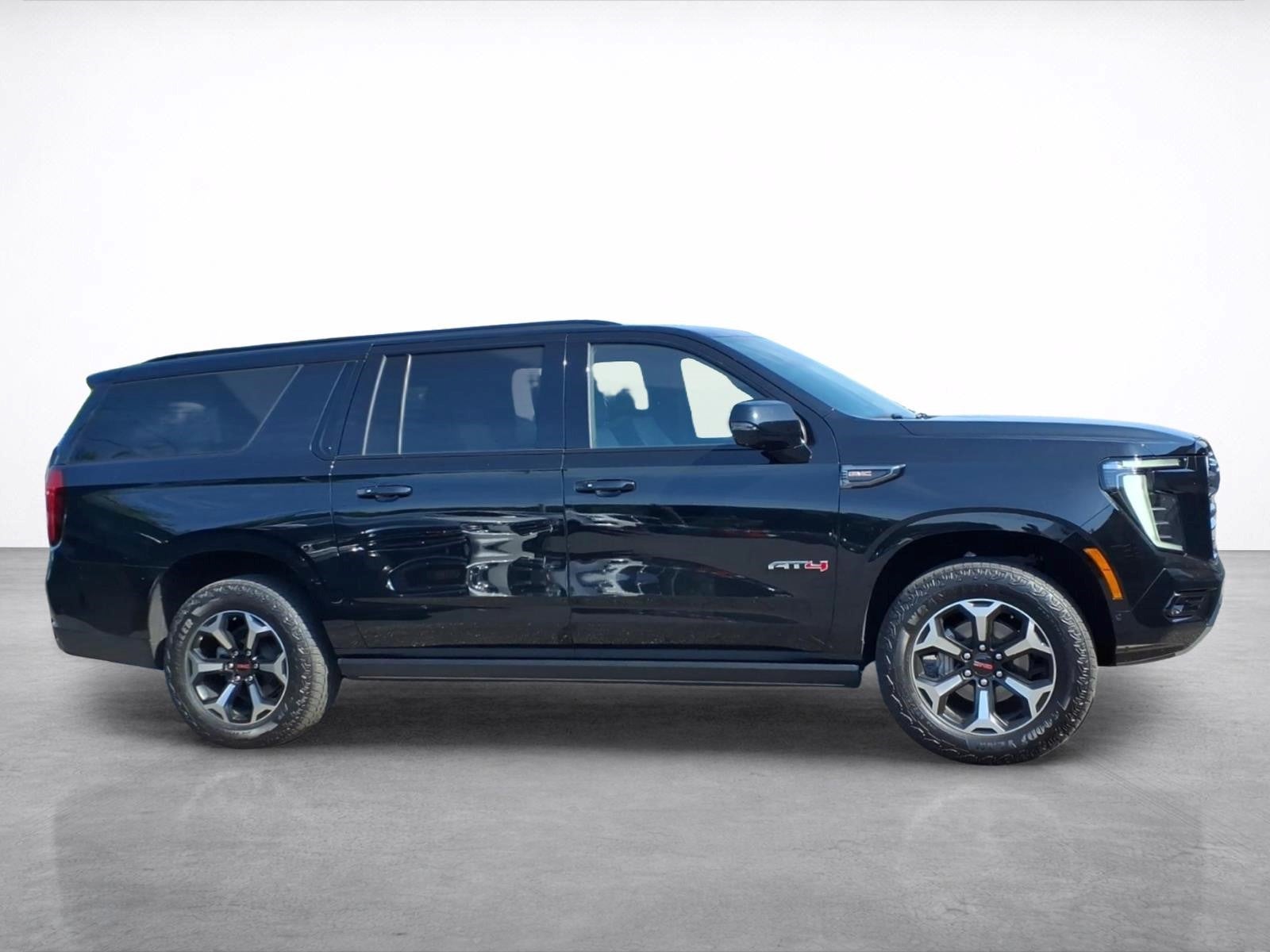 2025 GMC Yukon XL AT4