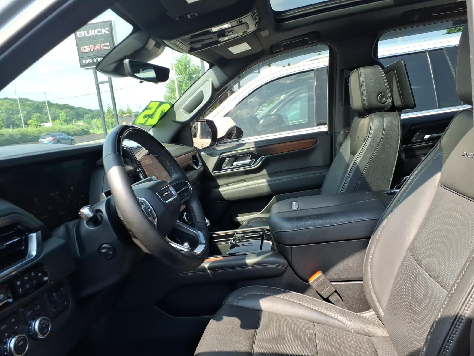 2025 GMC Yukon XL Denali