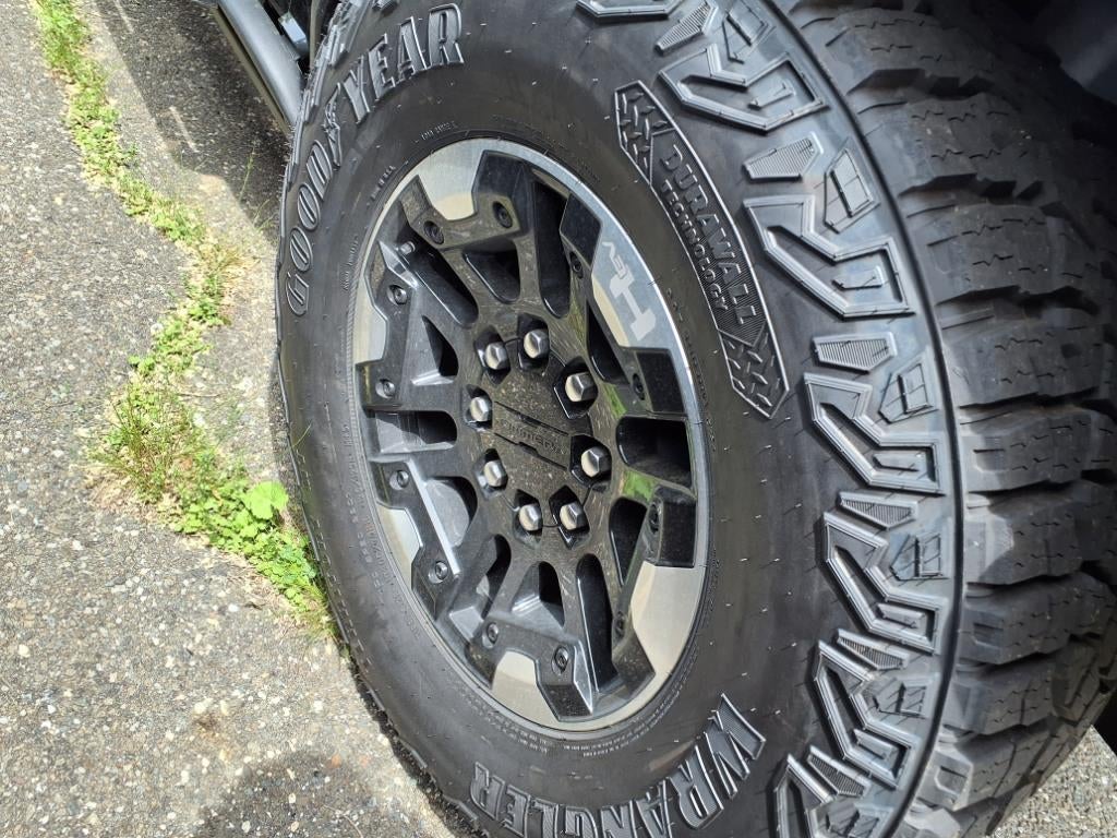 2025 GMC HUMMER EV SUV 2X