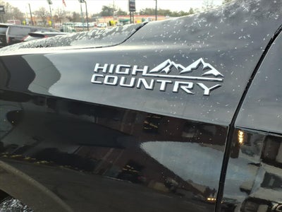 2021 Chevrolet Suburban High Country