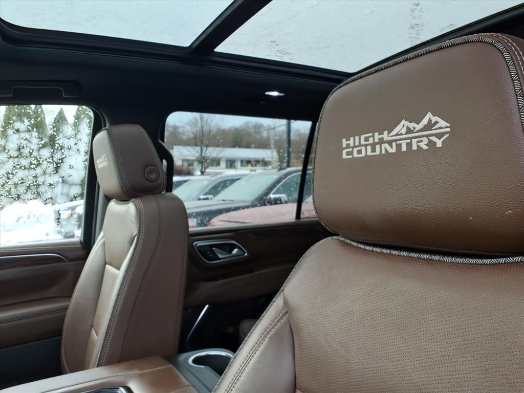 2021 Chevrolet Suburban High Country
