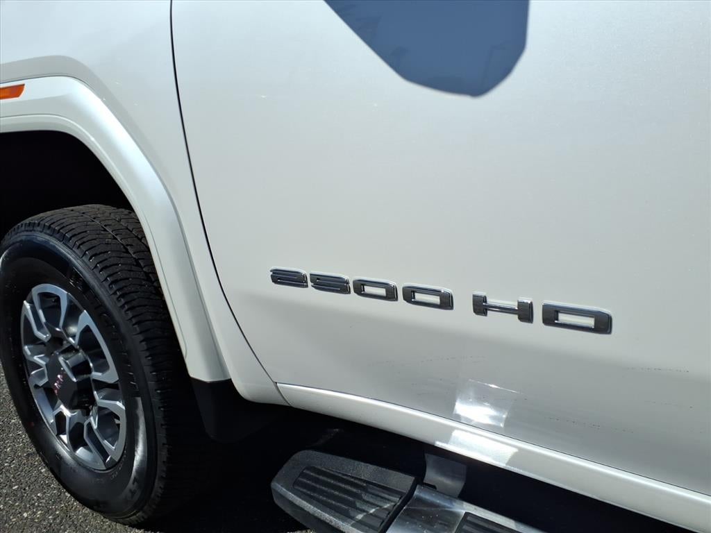 2023 GMC Sierra 2500 HD SLT