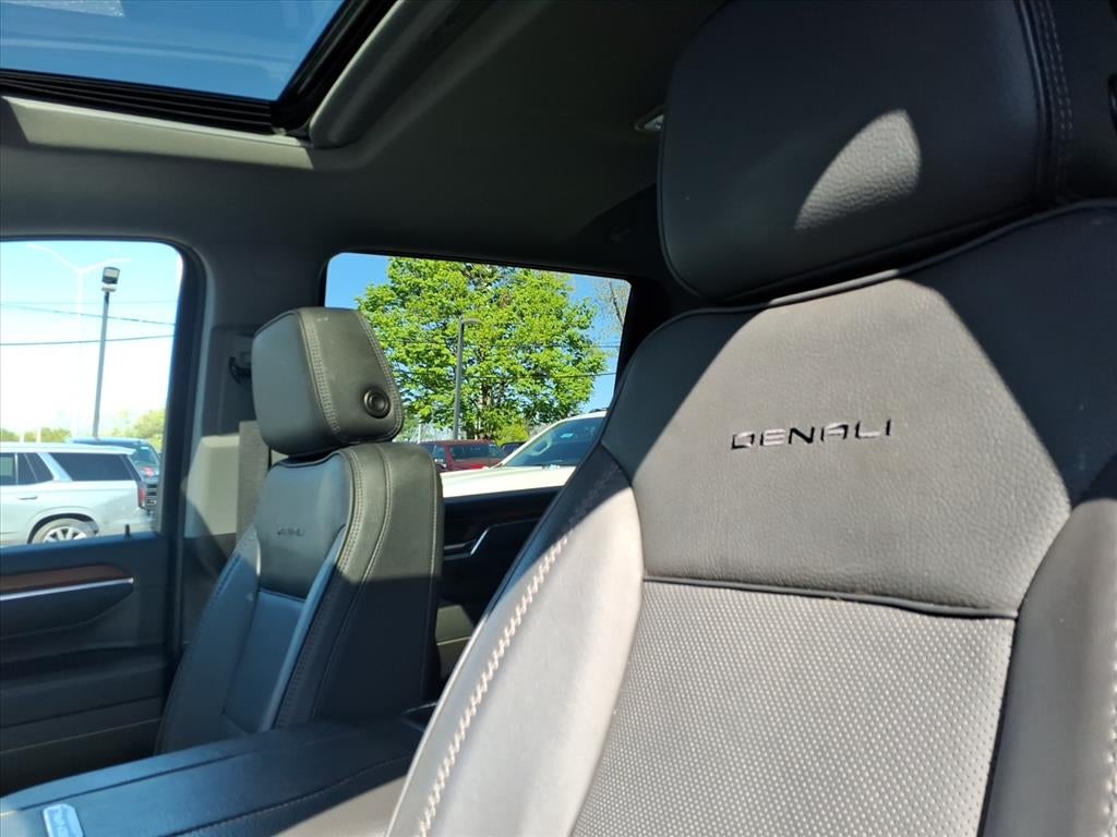 2024 GMC Sierra 3500 HD Denali