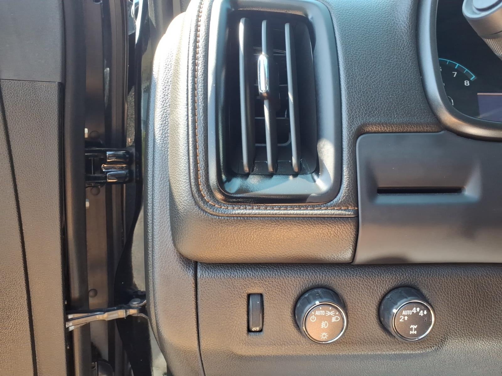 2021 GMC Canyon 4WD AT4 w/Leather