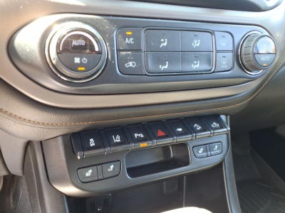 2021 GMC Canyon 4WD AT4 w/Leather
