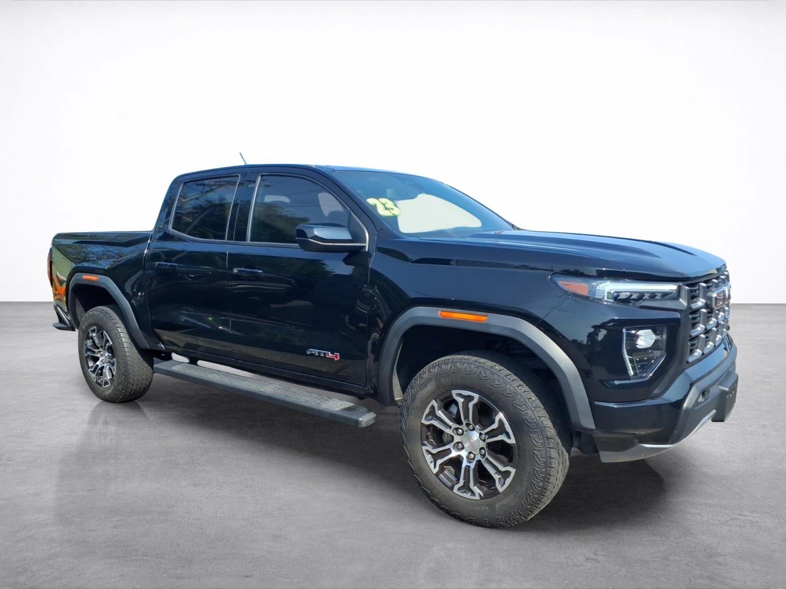 2023 GMC Canyon AT4