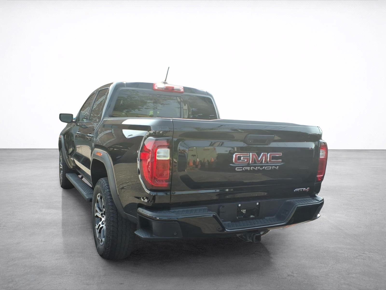 2023 GMC Canyon AT4