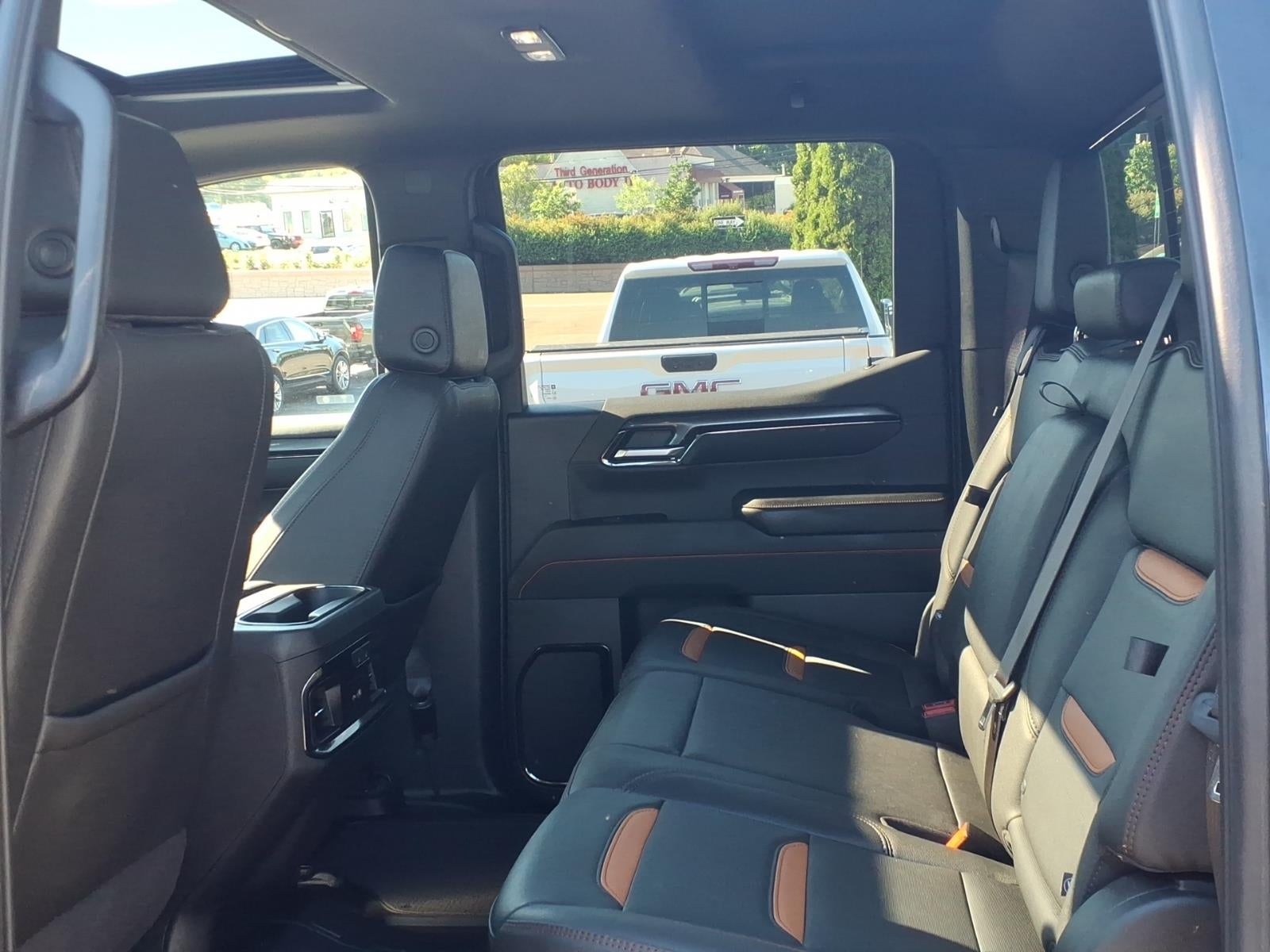 2023 GMC Sierra 1500 AT4